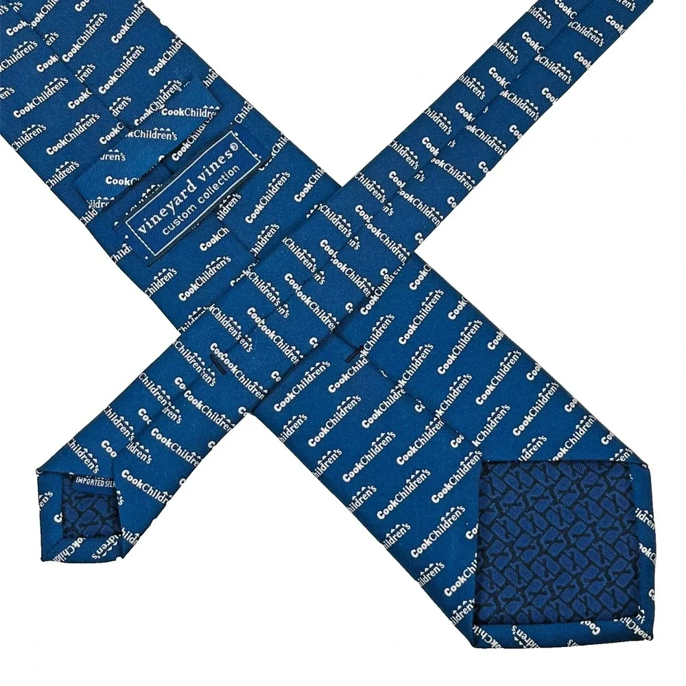 Vineyard Vines Custom Collection Silk 60